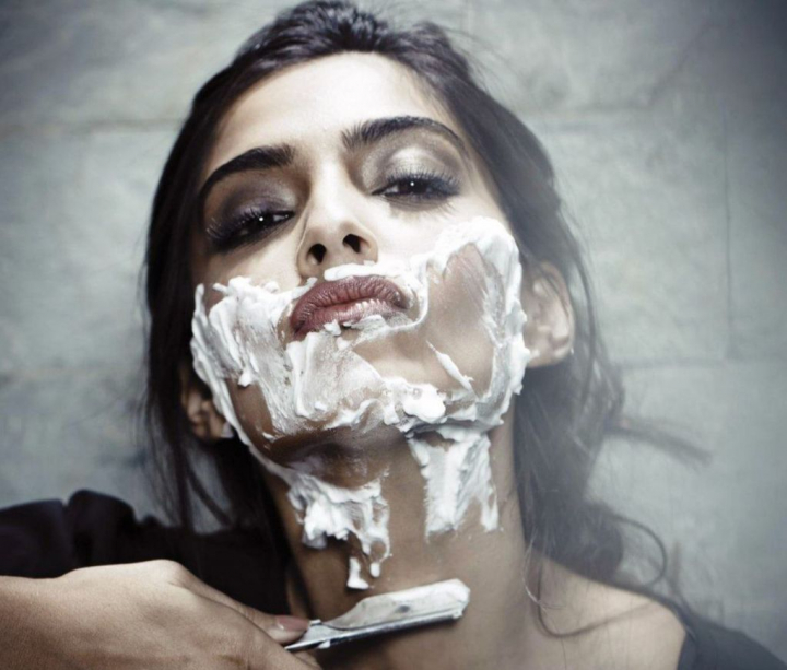 Respingatoare sau incitante? Fetisuri sexuale despre podoaba capilara sau parul corporal Respingatoare sau incitante? Fetisuri sexuale despre podoaba capilara sau parul corporal