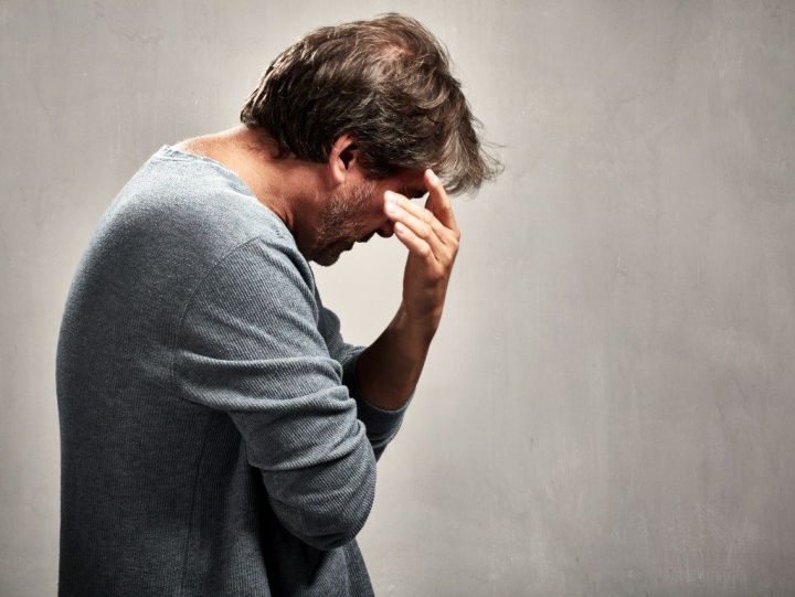 Criza varstei mijlocii la barbati. Cum o recunosti si ce e de facut
Criza varstei mijlocii la barbati. Cum o recunosti si ce e de facut