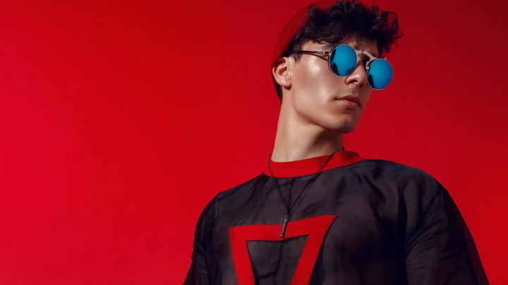 Cat de bine se potrivesc! Vezi cum arata iubita lui Mark Stam Cat de bine se potrivesc! Vezi cum arata iubita lui Mark Stam