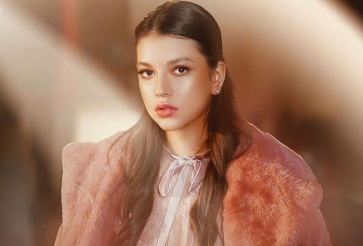 Cleopatra Stratan si-a marit buzele? „In caz de ceva, jur ca nu e photoshop”. Cleopatra Stratan si-a marit buzele? „In caz de ceva, jur ca nu e photoshop”.