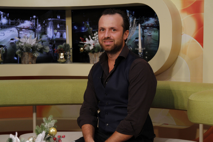 Ce facem cu parul anul acesta? Hair stilistul Andrei Cocieru dezvaluie noile tendinte in materie de coafuri si tunsori pentru 2020 Ce facem cu parul anul acesta? Hair stilistul Andrei Cocieru dezvaluie noile tendinte in materie de coafuri si tunsori pentru 2020