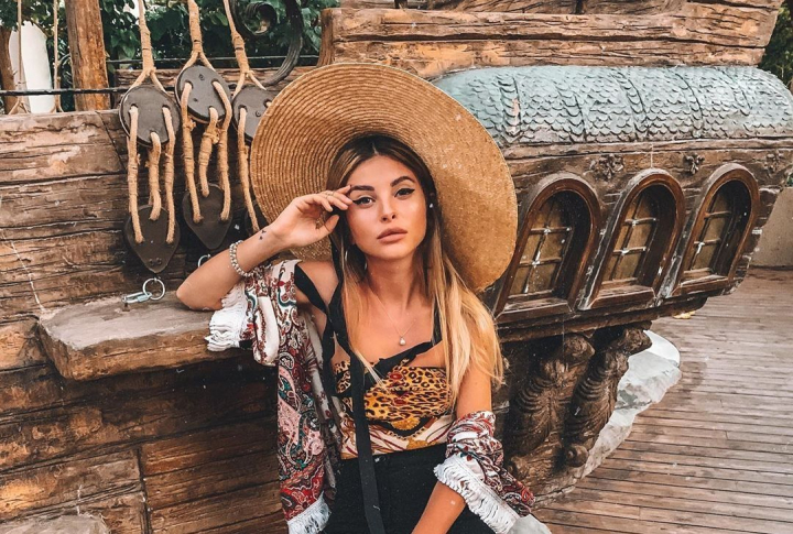 Valeria Lungu – despre drumul anevoios spre succes: „Imi era rusine sa ii spun mamei ca 200 roni nu imi ajung pe luna...”
