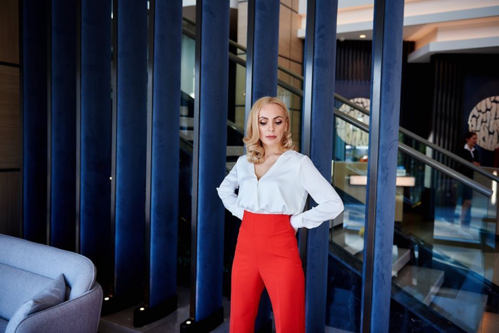 La shopping cu fashion stilista Xenia Bugneac
