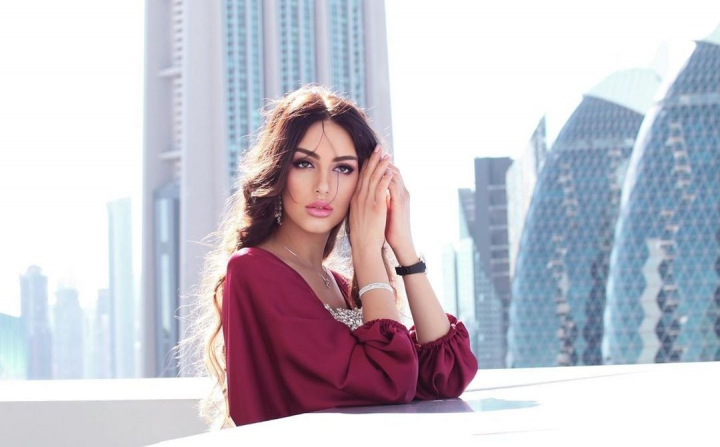 Fosta Miss Moscova, Oksana Voevodina – despre calvarul prin care a trecut in casnicia cu Sultanul Malaeziei: „La doua zile dupa nunta, totul s-a schimbat...”