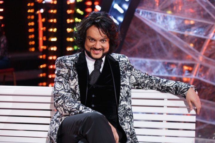 Filip Kirkorov - testat pentru COVID-19. „A fost nevoie de o picatura de sange. Seamana cu un test de sarcina.”
