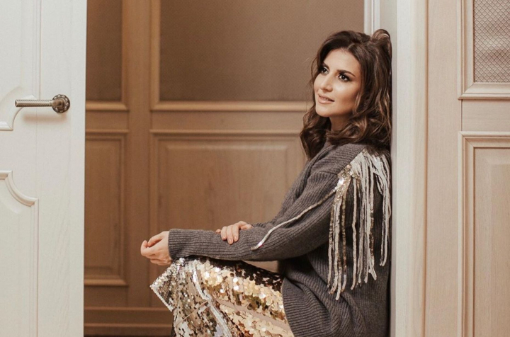 Jasmin - in bucatarie, alaturi de copiii sai. Sotia lui Ilan Sor si-a lansat propriul show culinar, intitulat „Шор-ОХ! на кухне” Jasmin - in bucatarie, alaturi de copiii sai. Sotia lui Ilan Sor si-a lansat propriul show culinar, intitulat „Шор-ОХ! на кухне”