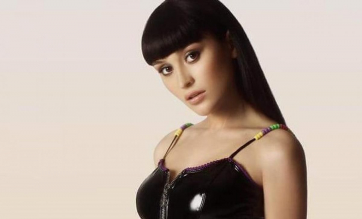 Irina Rimes a lansat un videoclip pentru piesa „Baiatul Meu Frumos”! „Vreau sa ii multumesc acestui om, acestei iubiri, care m-a infiintat si desfiintat ca sa ajung la esenta sentimentului de dragoste pentru muzica.”