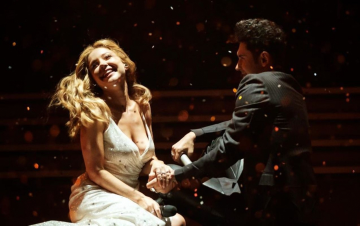 Internautii - cuceriti de noua poza a lui Dan Balan si Tina Karol! Lenuta Burghila: „Superbi, fericire! O pereche deosebita...” 