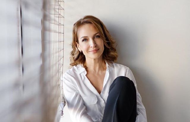 Mai indragostiti ca niciodata. Sanda Diviricean radiaza in bratele sotului: „Sa ne facem viata mai usoara si mai placuta depinde unerori de...” Mai indragostiti ca niciodata. Sanda Diviricean radiaza in bratele sotului: „Sa ne facem viata mai usoara si mai placuta depinde unerori de...”