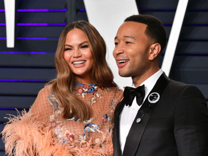 Adevarul iese la iveala! John Legend: „Am o lunga istorie de ...