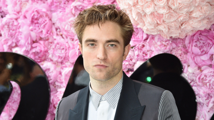 Idolul adolescentelor, mult indragitul Robert Pattinson, din „Twilight”, se insoara! Idolul adolescentelor, mult indragitul Robert Pattinson, din „Twilight”, se insoara!