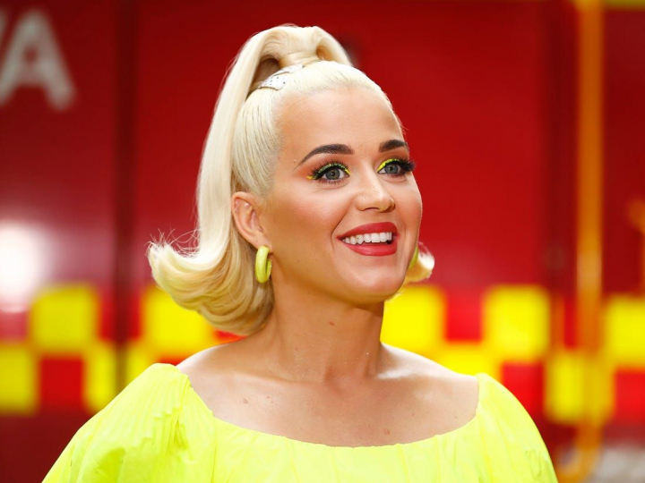 Katy Perry, prima aparitie in public la numai 3 saptamani dupa ce a nascut. Cum a fost fotografiata artista
