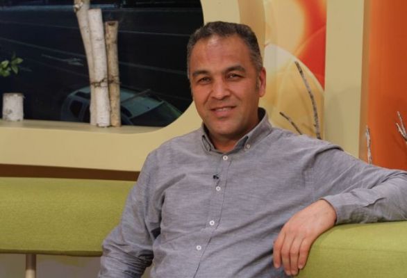 Psihologul Gholamali Mohammadifard recomanda sa ramanem pozitivi: „Virusul se alimenteaza cu ganduri negative. Vrea lucruri rele.” Psihologul Gholamali Mohammadifard recomanda sa ramanem pozitivi: „Virusul se alimenteaza cu ganduri negative. Vrea lucruri rele.”