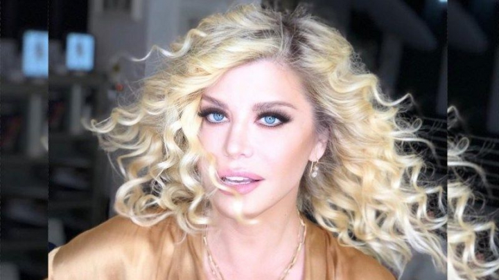 Loredana Groza, răspuns pentru cei care o acuză că are operații estetice: „Sunt atâtea soluții simple” Loredana Groza, răspuns pentru cei care o acuză că are operații estetice: „Sunt atâtea soluții simple”