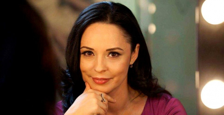 Cat de frumoasa s-a facut Ana Violeta Banica. Andreea Marin: „Cand o fi trecut timpul!?” Cat de frumoasa s-a facut Ana Violeta Banica. Andreea Marin: „Cand o fi trecut timpul!?”