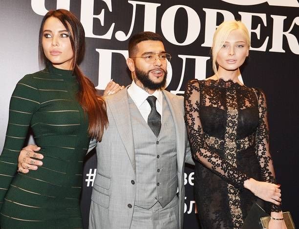 Razboiul replicilor! Fosta iubita a lui Timati, Alena Shishkova: „Timati si Reshetova au zburat impreuna cand eram insarcinata.” Razboiul replicilor! Fosta iubita a lui Timati, Alena Shishkova: „Timati si Reshetova au zburat impreuna cand eram insarcinata.”