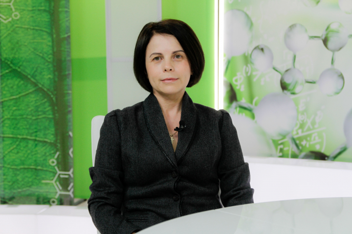 Hormonii iti influenteaza viata mai mult decat iti imaginezi! Silvia Bodean, medic endocrinolog: „O dereglare de ciclu menstrual la femei ar putea sa fie o manifestare a hipo sau hipertiroidiei.”