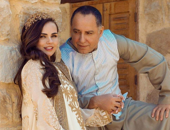 Xenia Deli - in mintea copiilor! Cum isi face de cap modelul