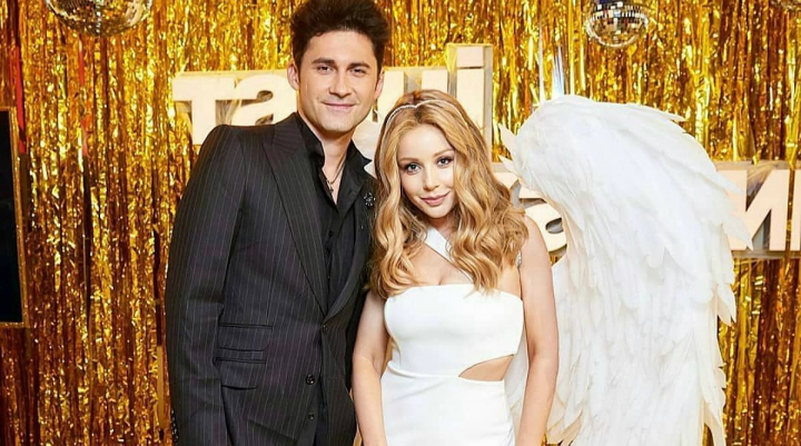 Trei etaje si o gradina imensa! Cum arat casa in care locuiesc Dan Balan si Tina Karol Trei etaje si o gradina imensa! Cum arat casa in care locuiesc Dan Balan si Tina Karol