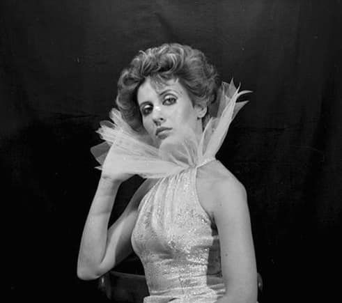 Regretata Doina Aldea-Teodorovici ar fi implinit 62 de ani. Cristofor Aldea-Teodorovici: „De ziua ei mereu aveam o traditie...” Regretata Doina Aldea-Teodorovici ar fi implinit 62 de ani. Cristofor Aldea-Teodorovici: „De ziua ei mereu aveam o traditie...”