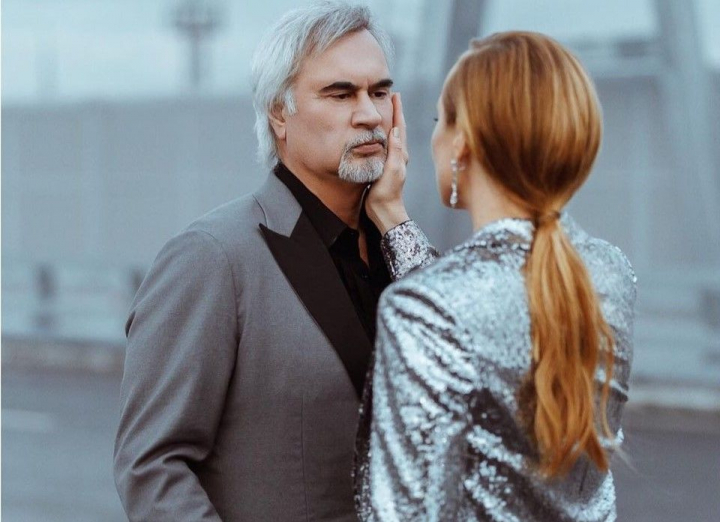 Valerii Meladze a recunoscut, in sfarsit, ca si-a inselat sotia cu Albina Dzhanabaeva mai bine de 8 ani Valerii Meladze a recunoscut, in sfarsit, ca si-a inselat sotia cu Albina Dzhanabaeva mai bine de 8 ani