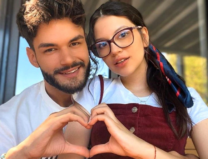 „Se aude ca esti insarcinata”. Cum a raspuns Cleopatra Stratan la afirmatiile fanilor „Se aude ca esti insarcinata”. Cum a raspuns Cleopatra Stratan la afirmatiile fanilor