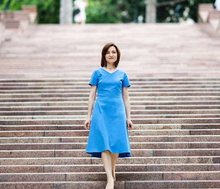 Maia Sandu va purta un colan in valoare de 150.000 lei la ceremonia de investire in functia de sef de stat. Cum arata bijuteria Maia Sandu va purta un colan in valoare de 150.000 lei la ceremonia de investire in functia de sef de stat. Cum arata bijuteria