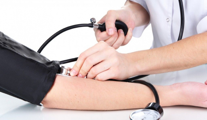 Hipertensiunea arteriala - importanta tratarii acestei afectiuni. Daniela IVANOV, MEDIC CARDIOLOG: „Obezitatea si sedentarismul sunt considerati factori de risc important.” Hipertensiunea arteriala - importanta tratarii acestei afectiuni. Daniela IVANOV, MEDIC CARDIOLOG: „Obezitatea si sedentarismul sunt considerati factori de risc important.”