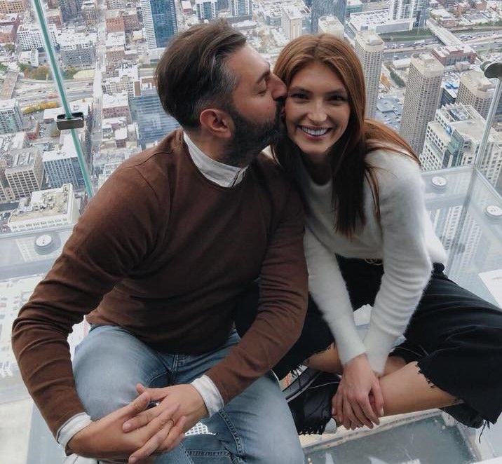 Adrian Ursu si Irina Negara, pentru prima data, in ultimii 15 ani, vor sarbatori impreuna Revelionul. „Vom avea un Revelion mult mai linistit, ca la oameni, nu ca la artisti.”