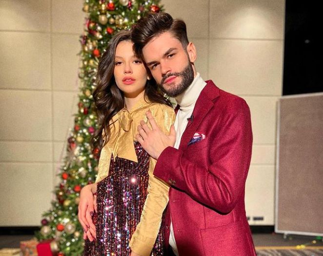 Cum arata viitoarea soacra a Cleopatrei Stratan! Edward Sanda se mandreste cu ea. „Am crezut ca ti-ai schimbat iubita.” Cum arata viitoarea soacra a Cleopatrei Stratan! Edward Sanda se mandreste cu ea. „Am crezut ca ti-ai schimbat iubita.”