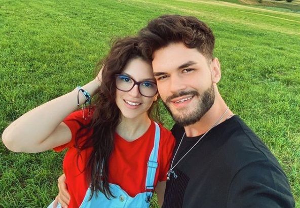 Cum a avut loc prima intalnire a Cleopatrei Stratan cu socrii: „Cum sa nu te intelegi tu cu parintii barbatului tau?” Cum a avut loc prima intalnire a Cleopatrei Stratan cu socrii: „Cum sa nu te intelegi tu cu parintii barbatului tau?”