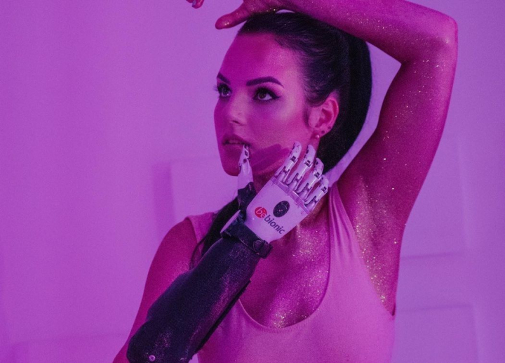 Rusoaica careia fostul sot i-a taiat cu toporul bratele, fericita alaturi de al doilea sot. Cum a recapatat Margarita Graciova increderea in barbati Rusoaica careia fostul sot i-a taiat cu toporul bratele, fericita alaturi de al doilea sot. Cum a recapatat Margarita Graciova increderea in barbati