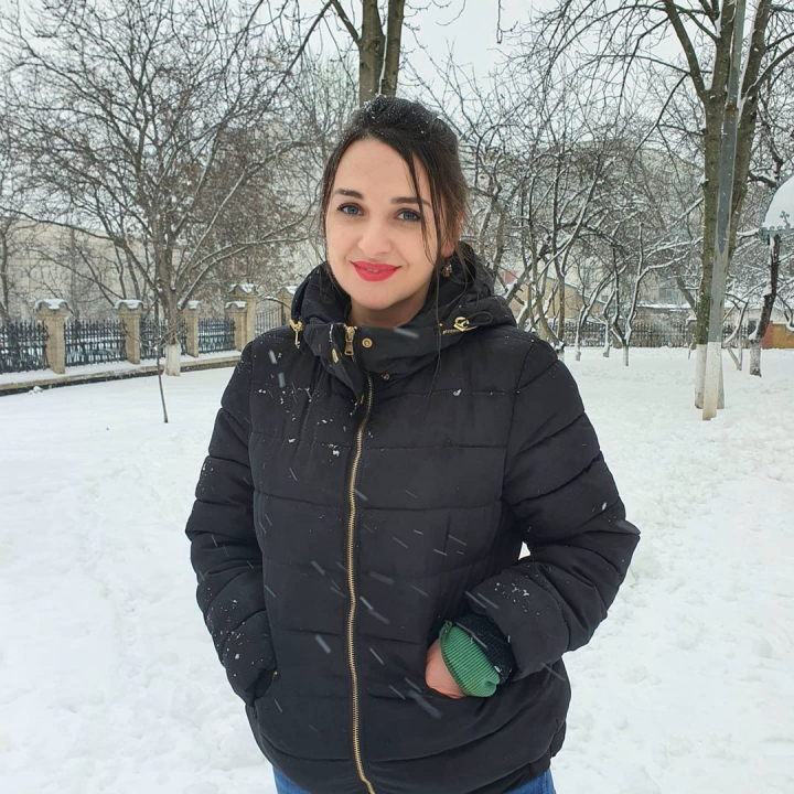 Se bucura de zapada ca un copil, insa timpul de afara i-a dat si batai de cap prezentatoarei PRO TV, Sorina Obreja: "Am luat lopata si mi-am scos masina" Se bucura de zapada ca un copil, insa timpul de afara i-a dat si batai de cap prezentatoarei PRO TV, Sorina Obreja: "Am luat lopata si mi-am scos masina"