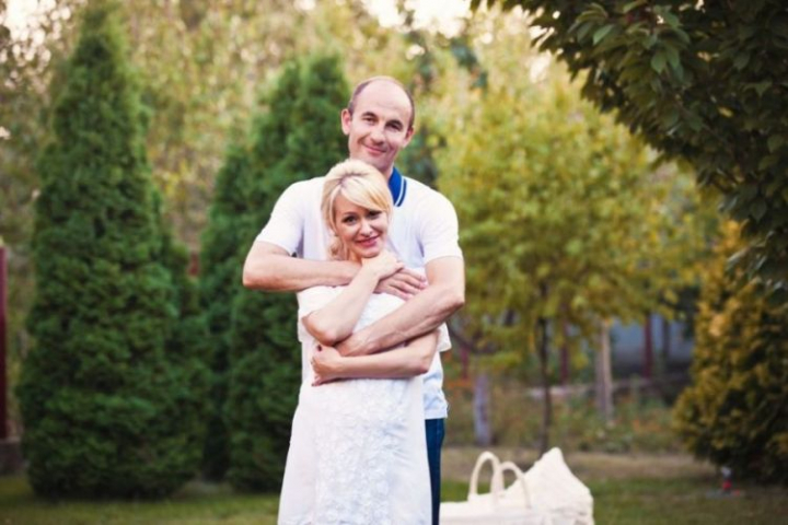 Totul prinde forma dragostei. Lorena Bogza, fericita timp de 14 ani alaturi de sotul ei. Ce mesaj i-a adresat jurnalista: "Cam pe vremea asta, mi-am intalnit jumatatea"