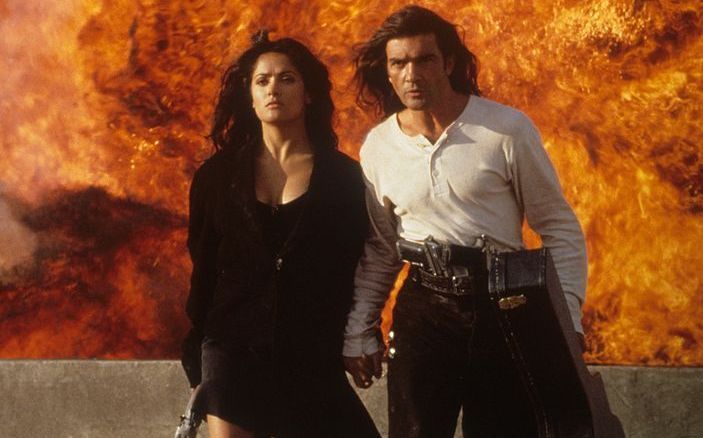 Salma Hayek, dezvaluiri despre scena intima filmata cu Antonio Banderas in Desperado: „Mi-a fost frica de el” Salma Hayek, dezvaluiri despre scena intima filmata cu Antonio Banderas in Desperado: „Mi-a fost frica de el”