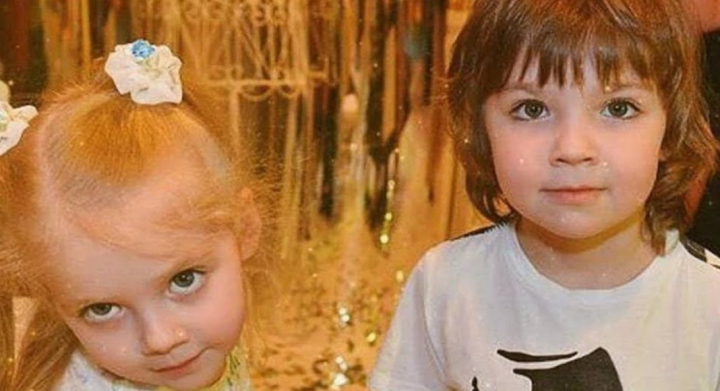 Copiii lui Galkin si ai Pugaciovei cresc niste comedianti. Liza si Harry au jucat rolurile unor fani infocati ai tatalui lor Copiii lui Galkin si ai Pugaciovei cresc niste comedianti. Liza si Harry au jucat rolurile unor fani infocati ai tatalui lor