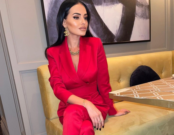 Ii este frica sa mearga singura pe strada si a apelat la un bodyguard. Tany Vander: „Multi barbati ma urasc” - VIDEO Ii este frica sa mearga singura pe strada si a apelat la un bodyguard. Tany Vander: „Multi barbati ma urasc” - VIDEO