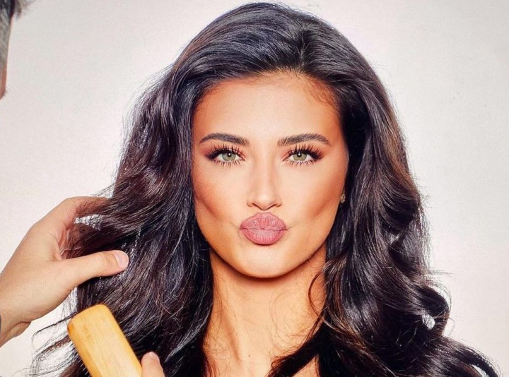 Antonia, super provocatoare pe Instagram! Ipostaza cu care si-a innebunit fanii
Antonia, super provocatoare pe Instagram! Ipostaza cu care si-a innebunit fanii