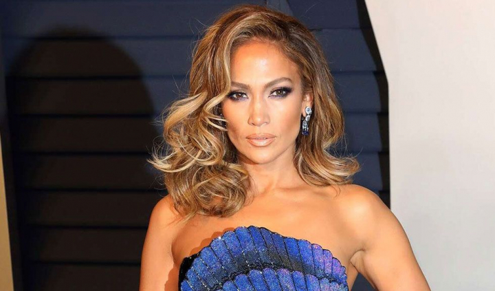 Cum arata IMPERIUL imobiliar in care traieste Jennifer Lopez. Totul se estimeaza la 40 de MILIOANE de dolari Cum arata IMPERIUL imobiliar in care traieste Jennifer Lopez. Totul se estimeaza la 40 de MILIOANE de dolari