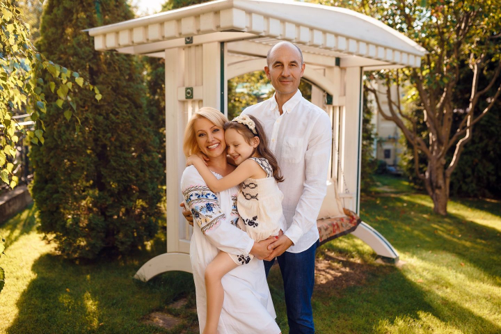 Mesaj de Martisor de la Lorena Bogza. Ce le-a urat prezentatoarea PRO TV prietenilor virtuali Mesaj de Martisor de la Lorena Bogza. Ce le-a urat prezentatoarea PRO TV prietenilor virtuali