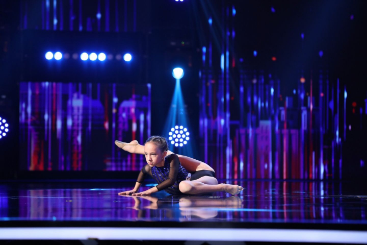 Lorena Sitariu a pasit timida pe scena Romanii au talent, dar ce a urmat este cu adevarat spectaculos. "Esti perfecta!" - VIDEO