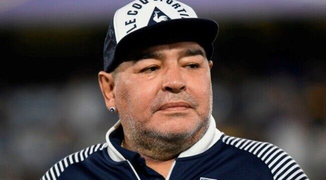 Fosta sotie a lui Maradona sustine ca acesta a fost sechestrat de avocatul sau Fosta sotie a lui Maradona sustine ca acesta a fost sechestrat de avocatul sau