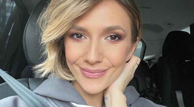 Adela Popescu, insarcinata in 4 luni, a facut un top 3 de nume pentru cel de-al treilea baiat Adela Popescu, insarcinata in 4 luni, a facut un top 3 de nume pentru cel de-al treilea baiat