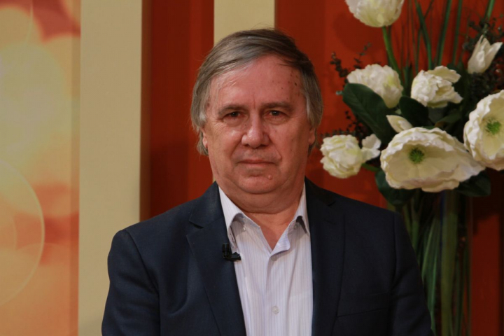 Marele scriitor, Nicolae Dabija, si-a pierdut viata in lupta cu Covid-19. El avea 72 de ani Marele scriitor, Nicolae Dabija, si-a pierdut viata in lupta cu Covid-19. El avea 72 de ani