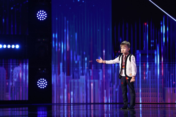 Moldoveanul Vlad Ciobanu a revenit pe scena Romanii au talent! Micutul le-a topit inimile juratilor cu un moment de poezie patriotica: "Asta este ce trebuie!" - VIDEO