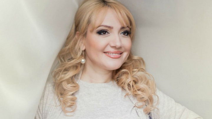 "De unde intr-o inima atat de mica, o voce atat de frumoasa?". Adriana Ochisanu - la 10 ani, intr-un film de arhiva. Cum au fost inceputurile ei in muzica - VIDEO "De unde intr-o inima atat de mica, o voce atat de frumoasa?". Adriana Ochisanu - la 10 ani, intr-un film de arhiva. Cum au fost inceputurile ei in muzica - VIDEO