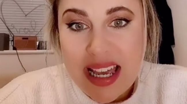 O vedeta TV din Marea Britanie a aflat ca este inselata de iubit cu ajutorul unui dispozitiv de fitness
O vedeta TV din Marea Britanie a aflat ca este inselata de iubit cu ajutorul unui dispozitiv de fitness