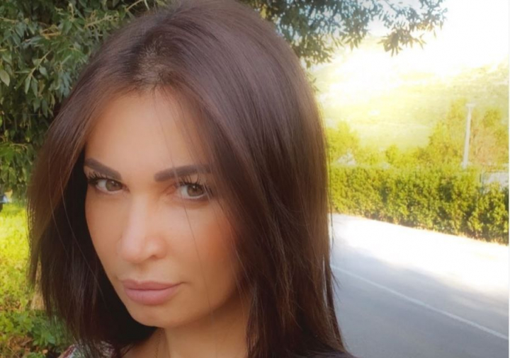 Nicoleta Luciu, schimbare radicala de look. Cum a aparut vedeta pe retelele sociale Nicoleta Luciu, schimbare radicala de look. Cum a aparut vedeta pe retelele sociale