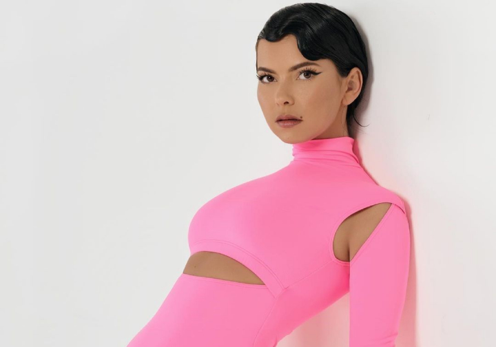 Inna poarta incaltaminte facuta doar la comanda! Motivul incredibil pentru care nu isi cumpara pantofi din magazin Inna poarta incaltaminte facuta doar la comanda! Motivul incredibil pentru care nu isi cumpara pantofi din magazin