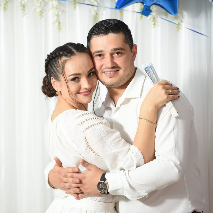 Luciana Spinu - primul mesaj dupa ce a anuntat ca sotul sau a plecat la ingeri: „Nu pot nici acum sa cred ca trebuie sa fac asemena postare.... traiesc un cosmar...". Cand va avea loc inmormantarea lui Dorin Ieseanu